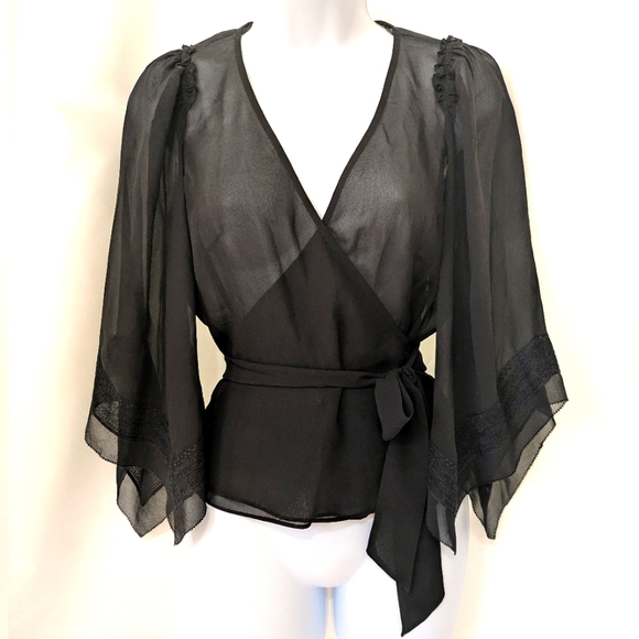 Beautiful 100% Silk Wrap Shirt With Elegant Details. - Picture 2 of 12